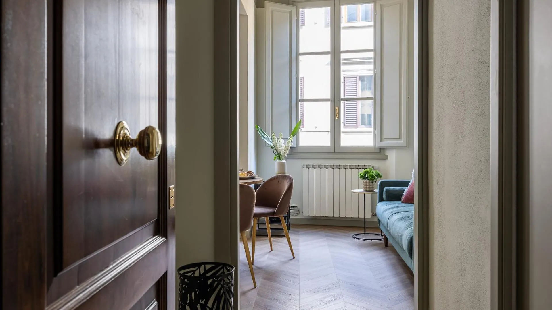 Flora Deluxe Apartment Florence 0*,